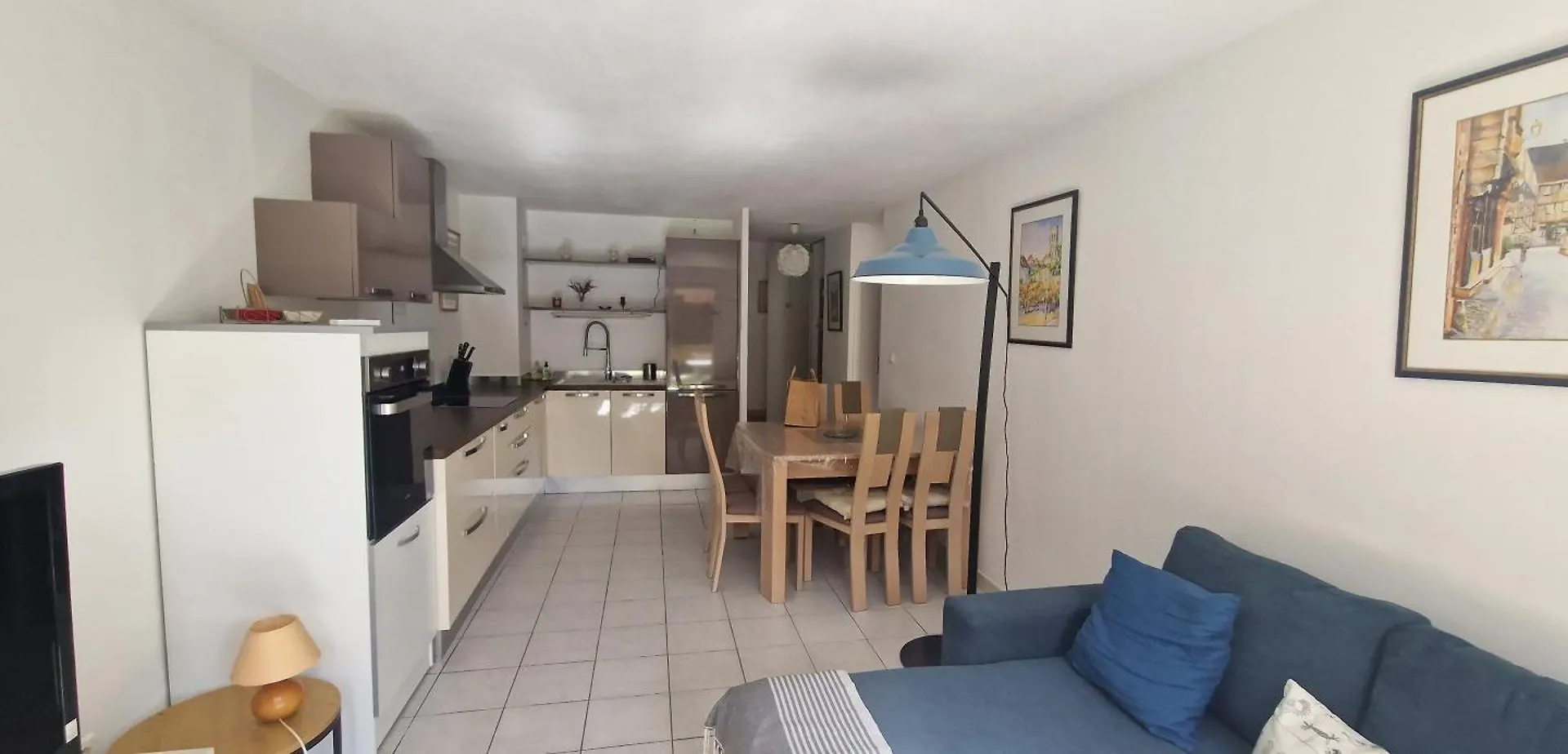 Appartement, 1 Chambre, Jardin Privatif Venelles Frankrig