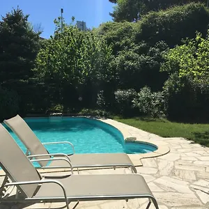  Hébergement de vacances Les Volets Bleus